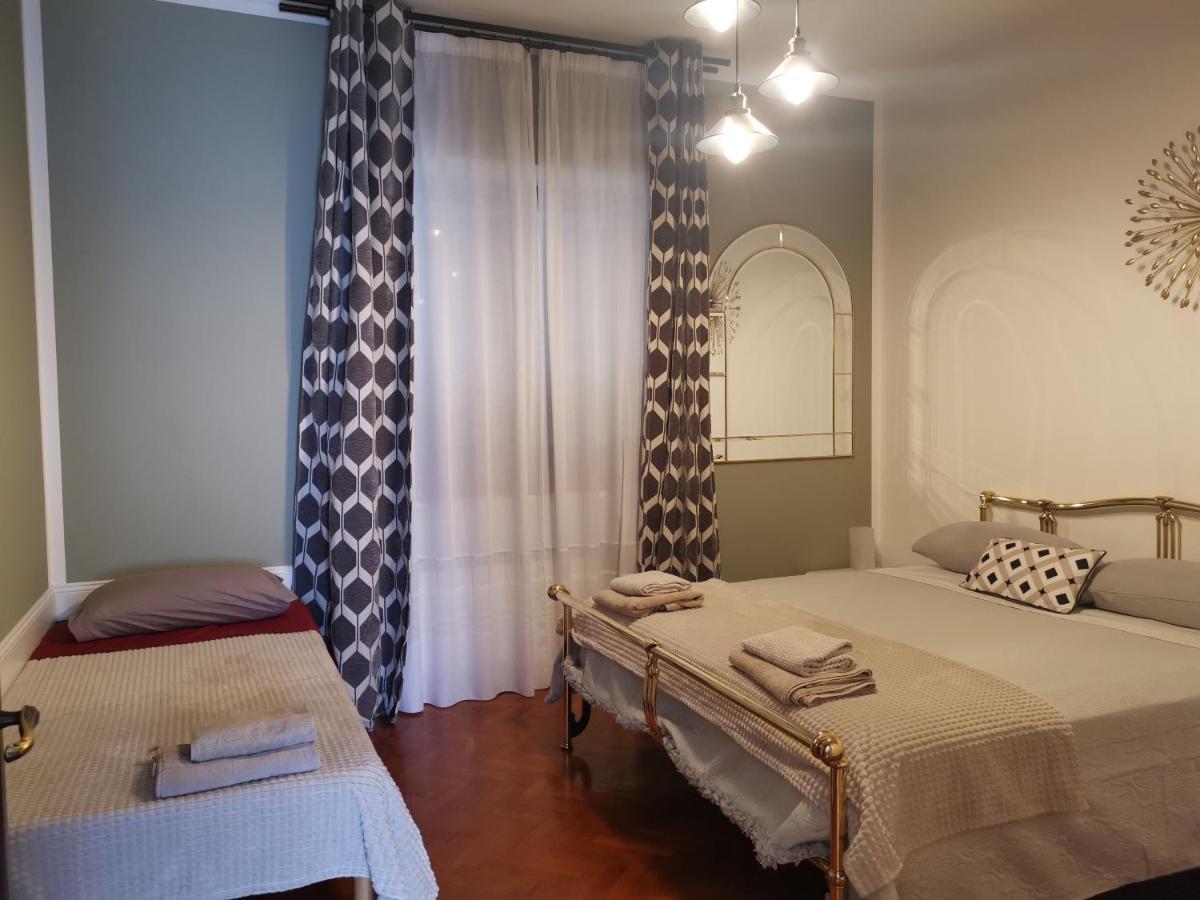 Villa Flora Affittacamere Luni Zewnętrze zdjęcie